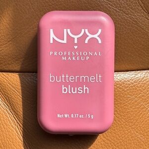 NYX Buttermelt Blush For The Butta - Soft Mauve Rose Contouring Cheeks